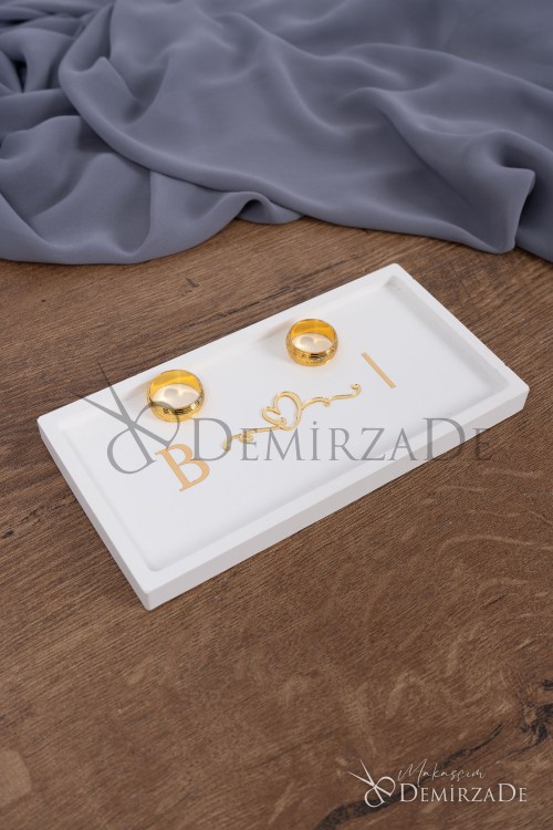 Söz Yüzük Taşıyıcı