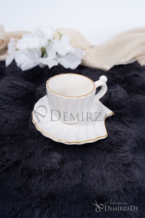İstiridye Kahve Fincanı