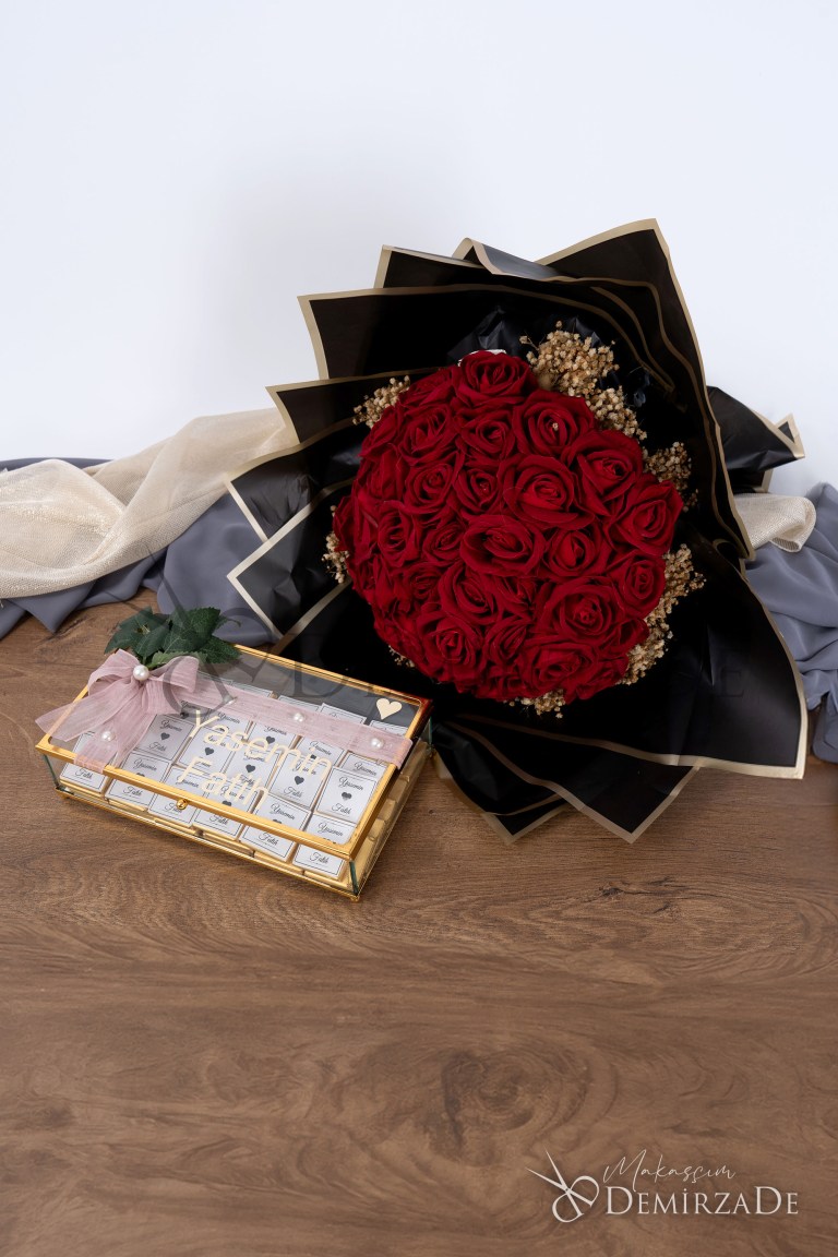 41'li Kadife Gül Buket + Çiçek Kutusu