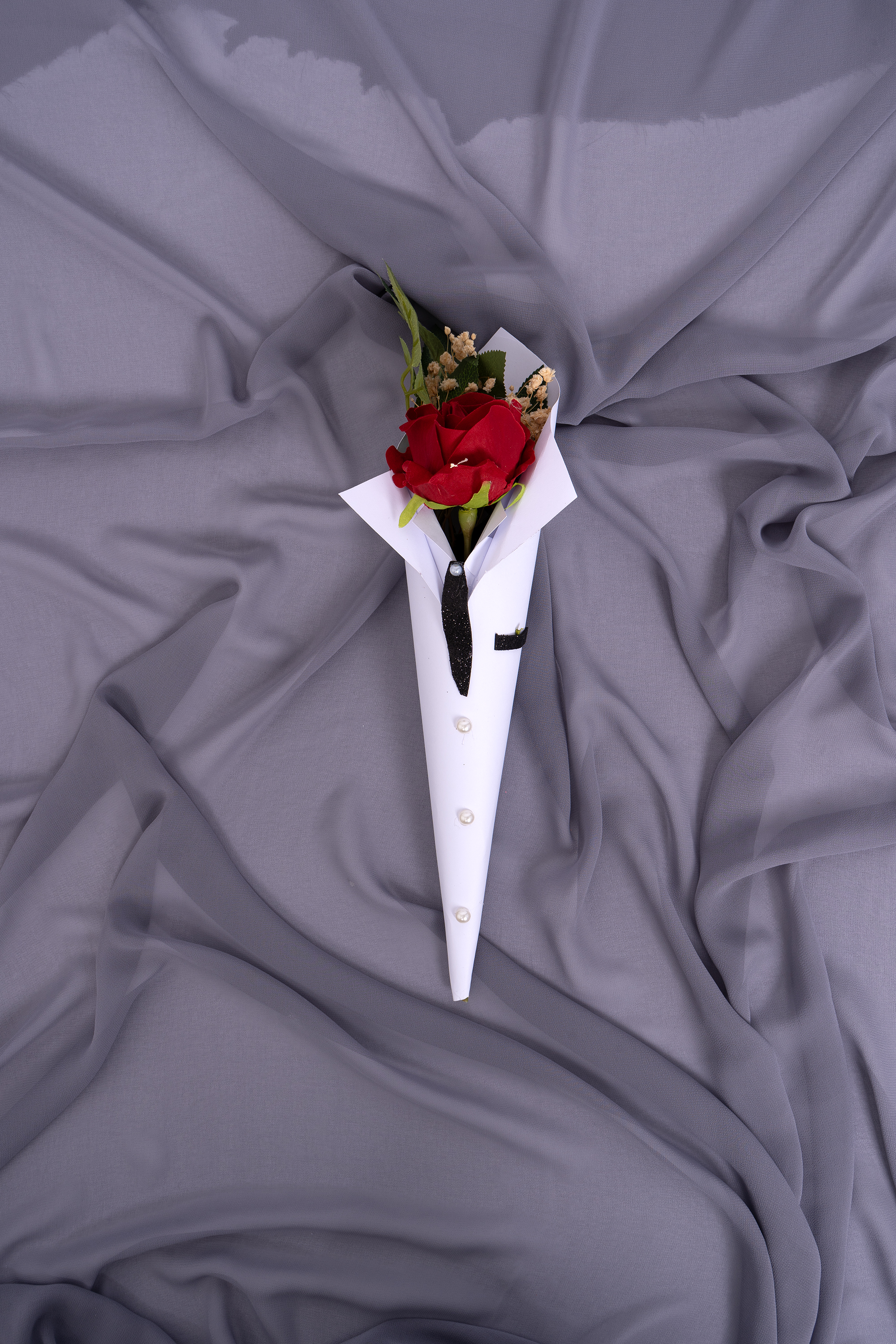 Beyaz Damat - Görsel 1